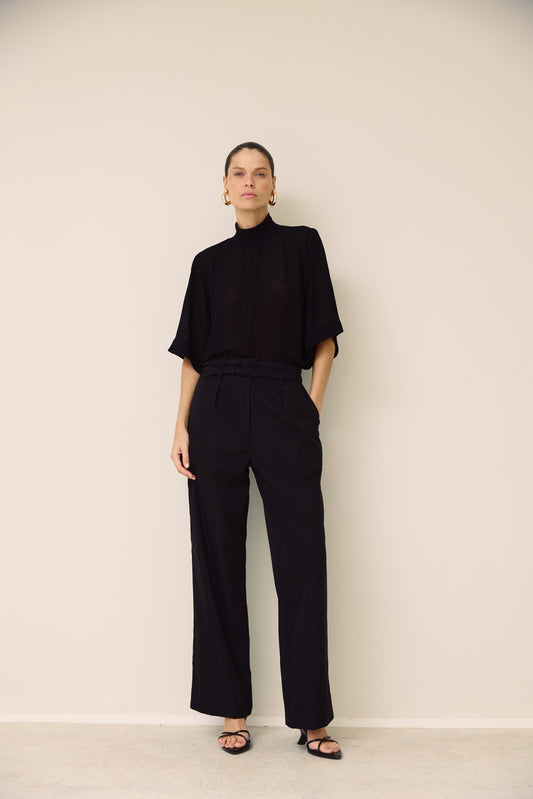 CALÇA FLARE CINTO DUPLO KRONNE