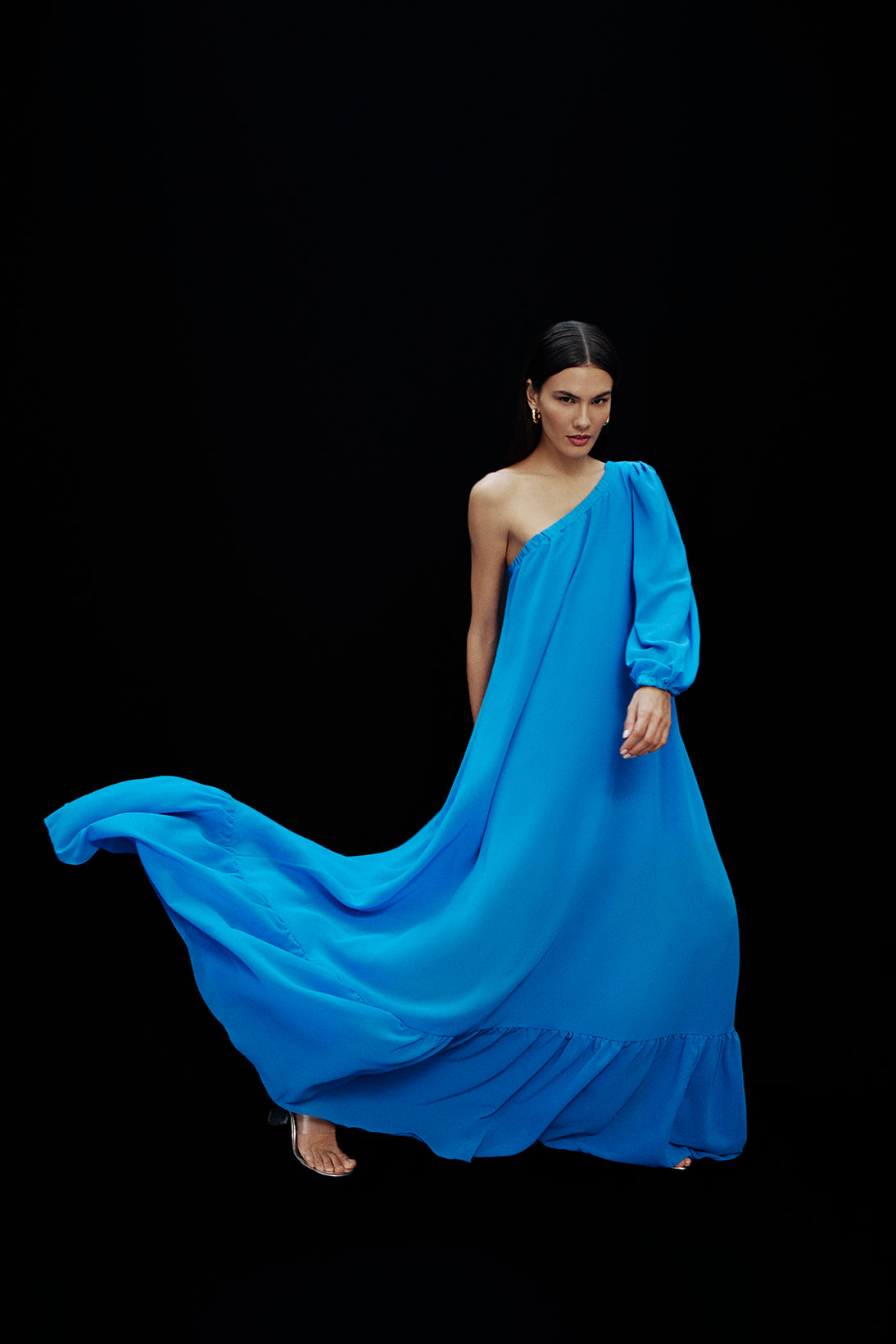 single shoulder dress