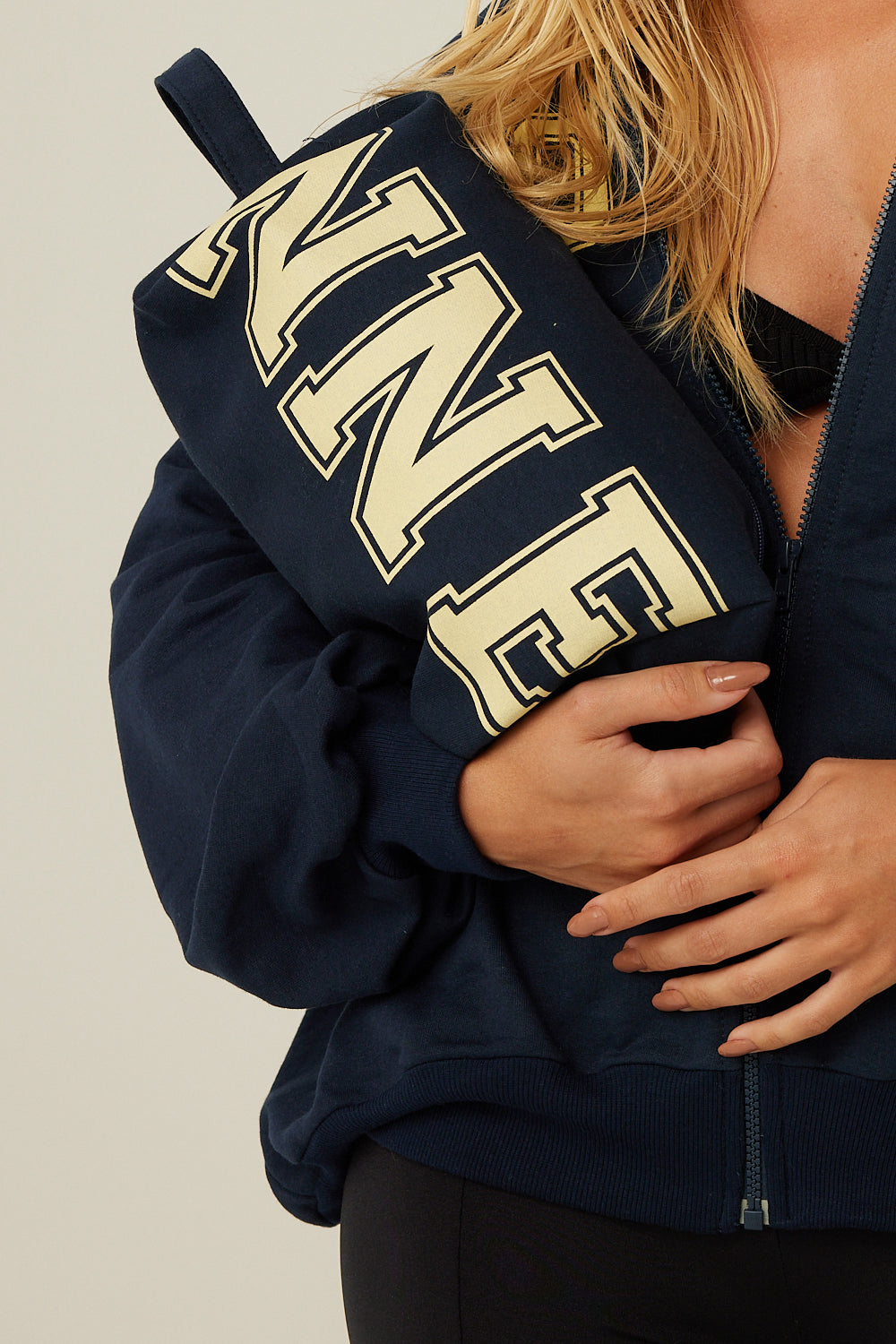 JAQUETA KRONNE + NECESSAIRE