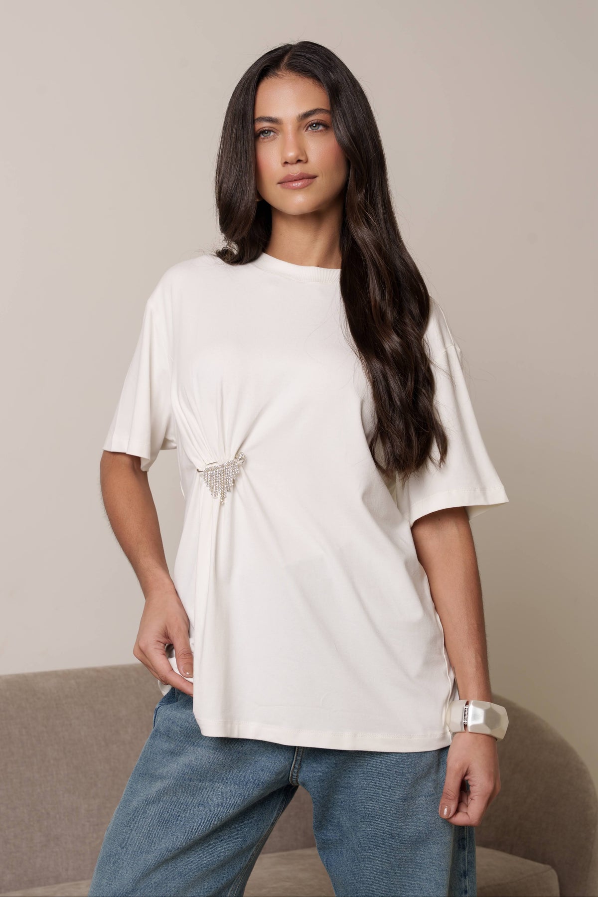 TSHIRT COM BROCHE STRASS