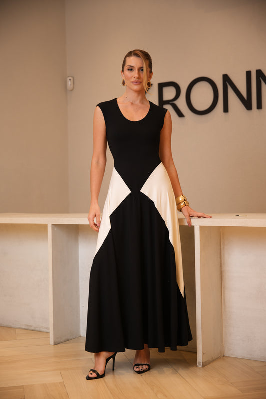 VESTIDO LONGO RECORTES