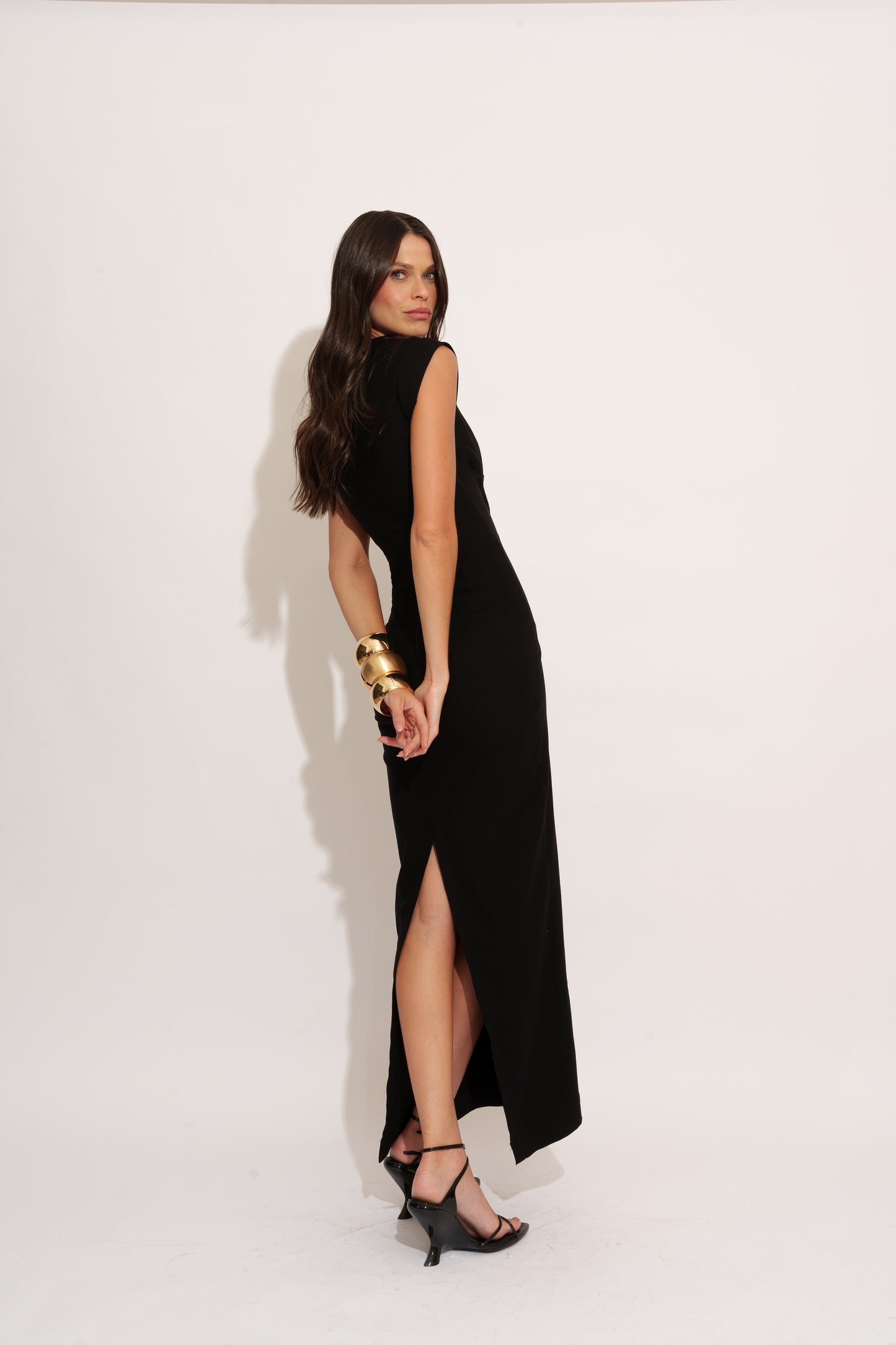 VESTIDO RECORTES CREPE KRONNE