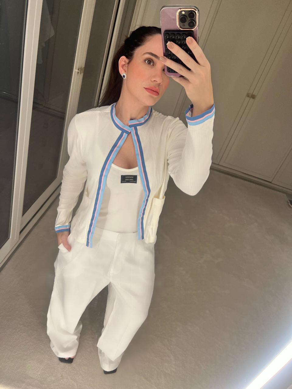 CARDIGAN COM DETALHES COLORIDOS KRONNE