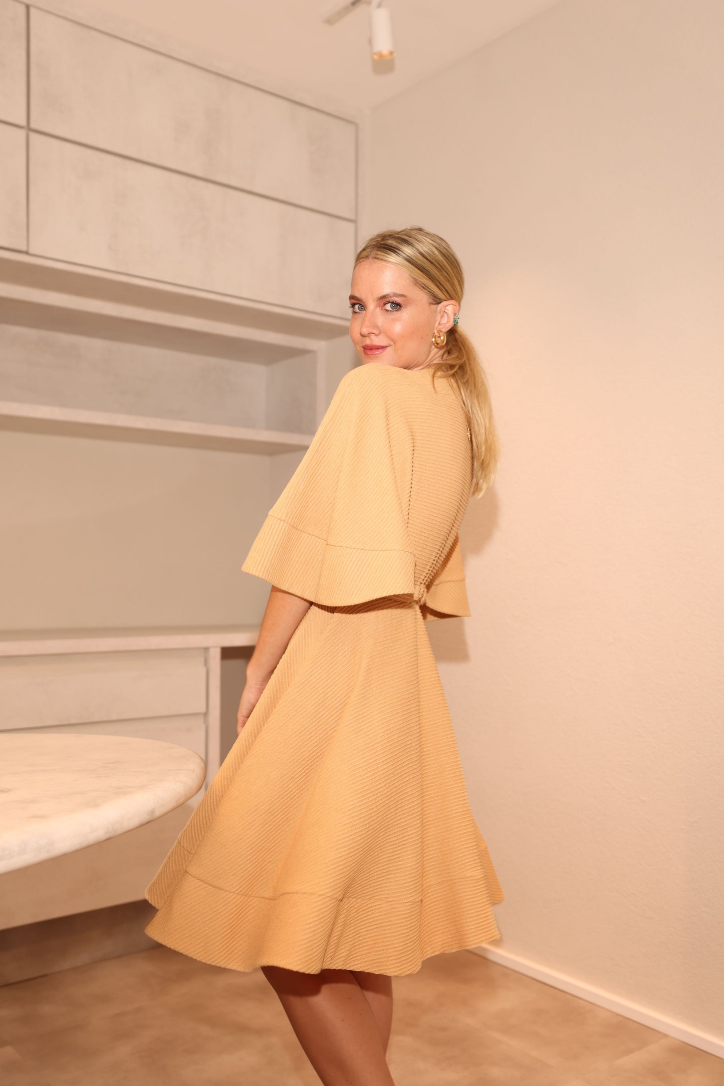 Vestido Decote V - Kronne