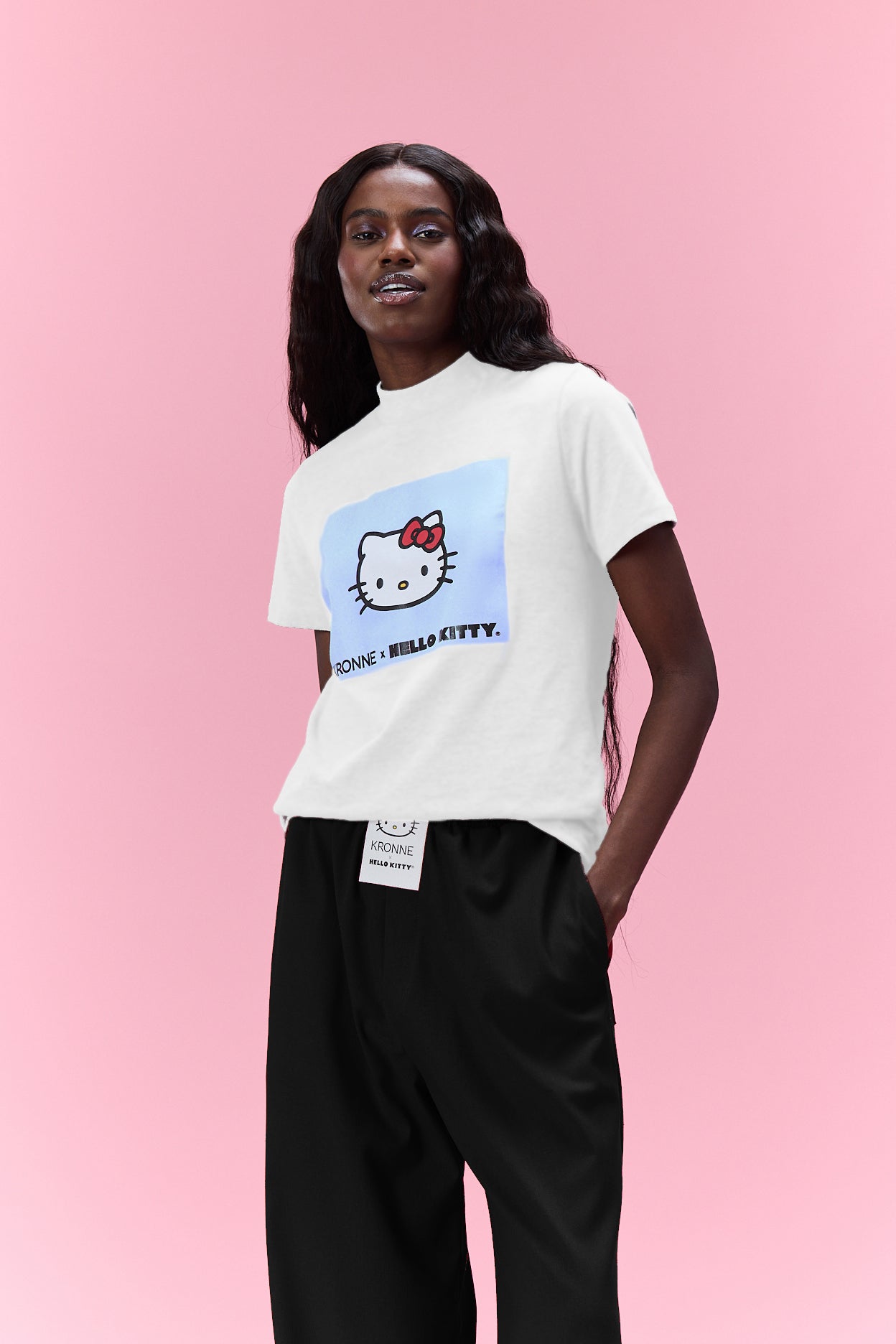 T-shirt gola alta Hello Kitty