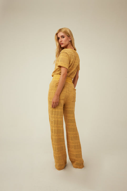 CONJUNTO BLUSA  E CALÇA TRICÔ KRONNE