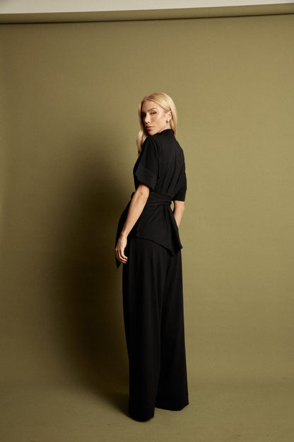 CONJUNTO BLUSA GOLA ALTA + CALÇA AMPLA KRONNE