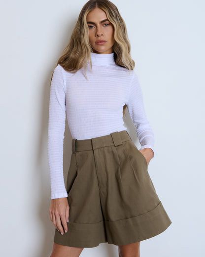 SHORT COM BARRA ITALIANA KRONNE