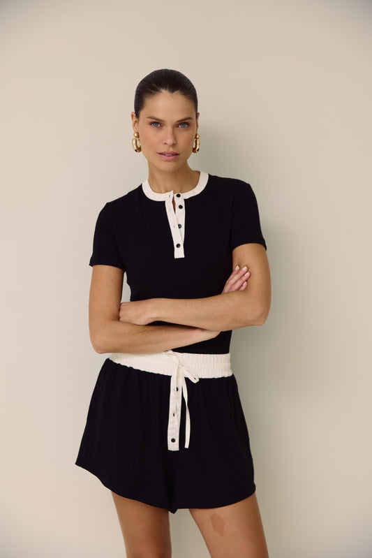 CONJUNTO BLUSA BABYLOOK + SHORT CÓS ELÁSTICO P&B KRONNE