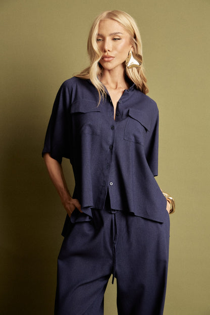 CONJUNTO BLUSA COM BOLSOS E CALÇA LINHO KRONNE