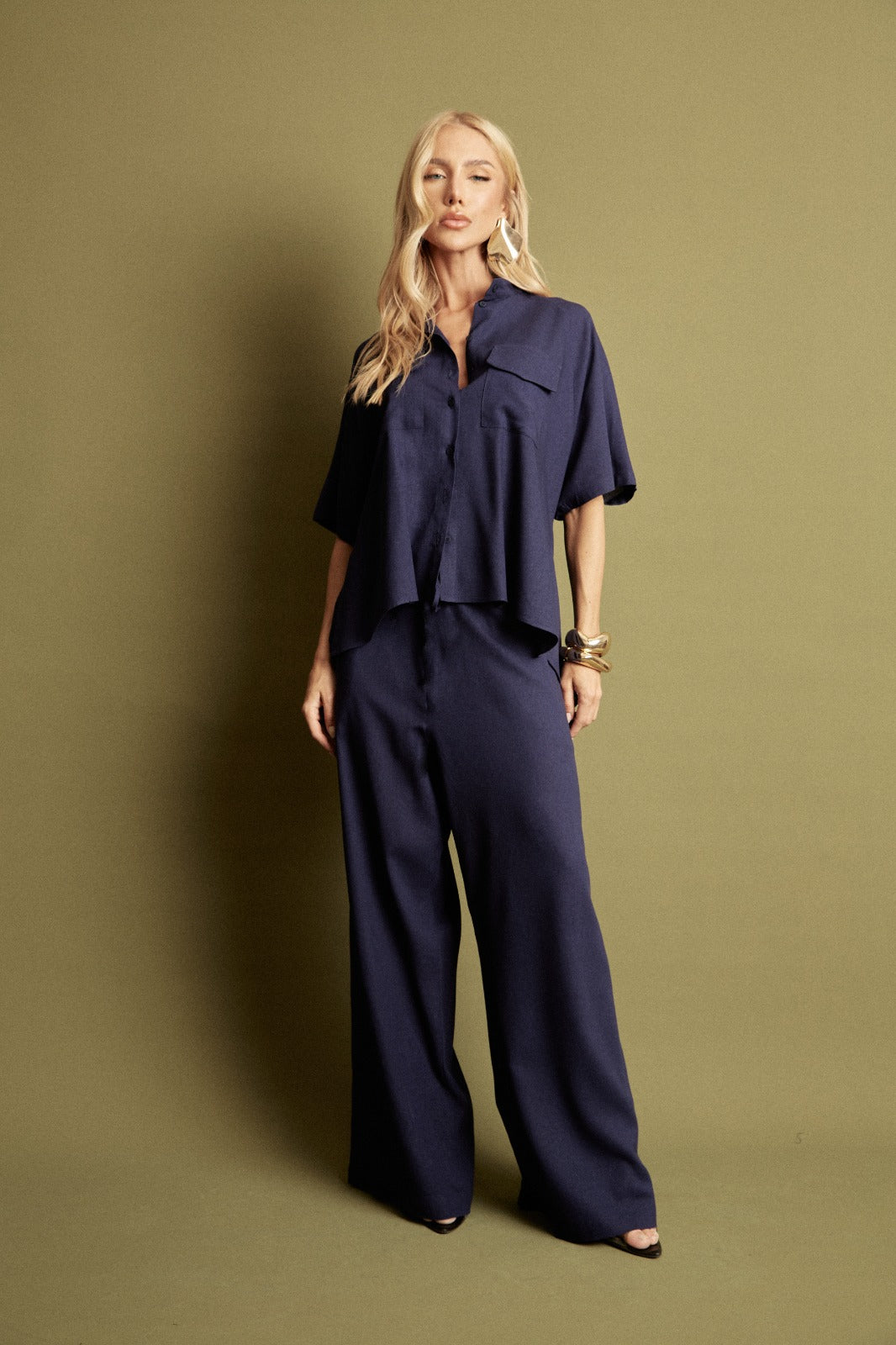 CONJUNTO BLUSA COM BOLSOS E CALÇA LINHO KRONNE