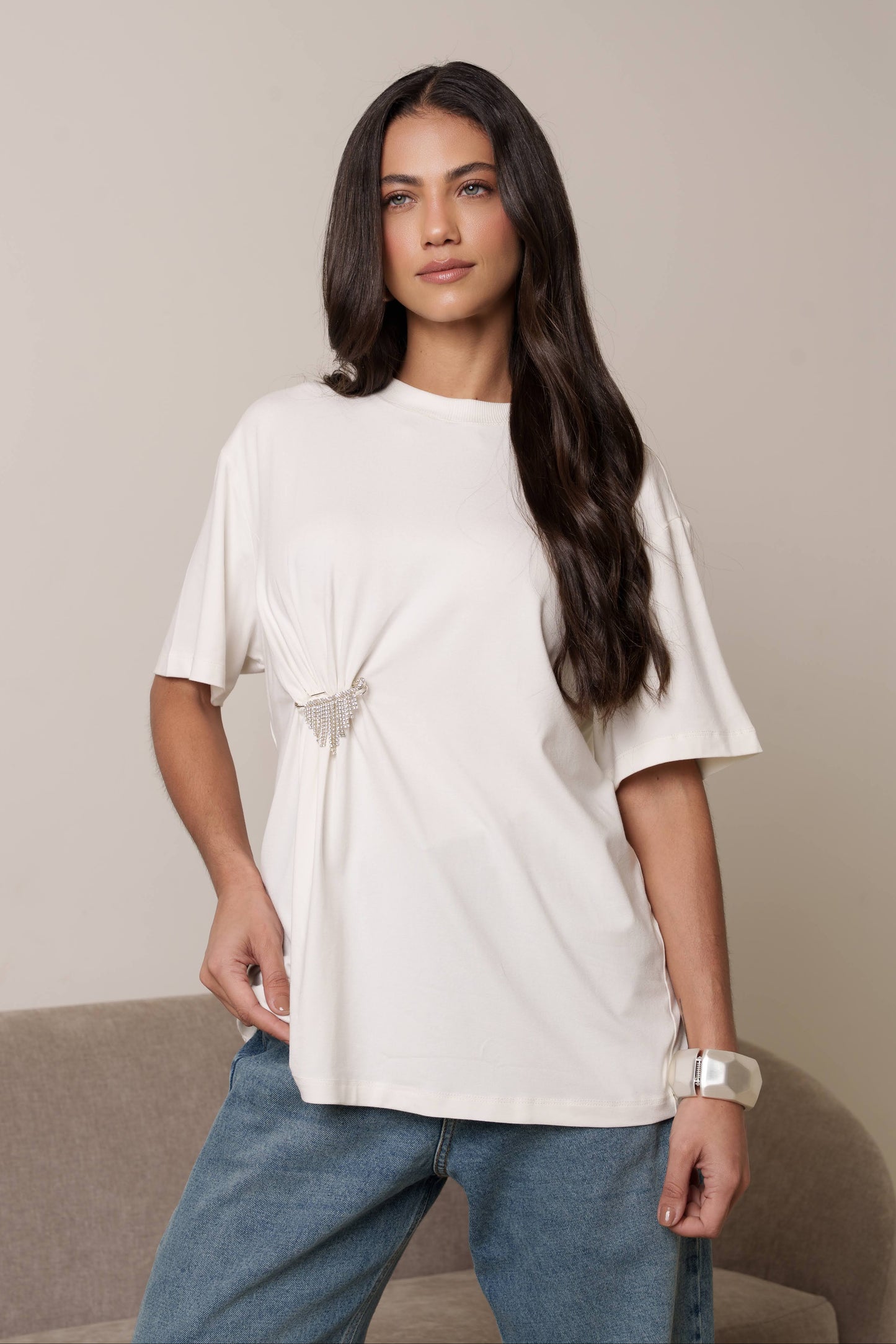 TSHIRT COM BROCHE STRASS