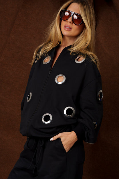 MOLETOM KRONNE OVERSIZED DETALHE ILHÓS