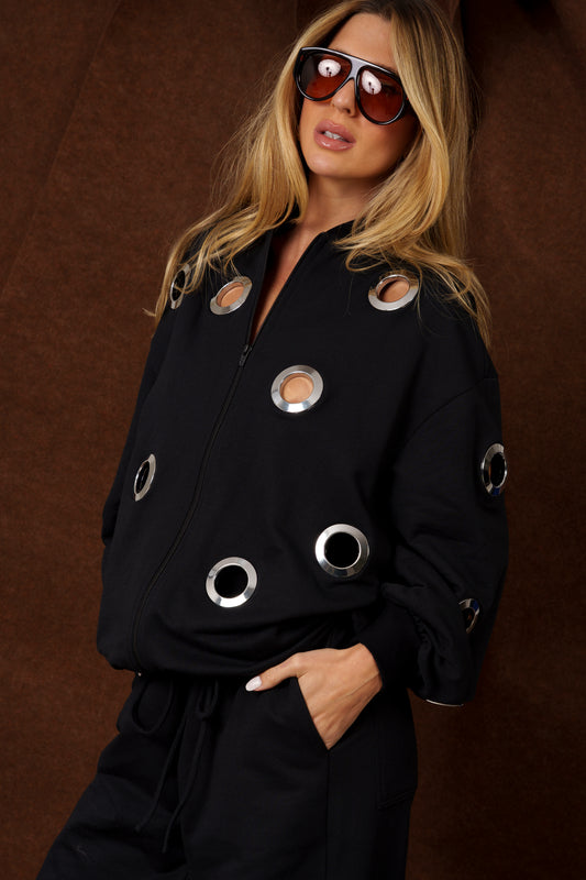 MOLETOM KRONNE OVERSIZED DETALHE ILHÓS
