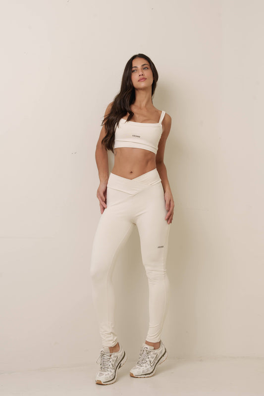 CALÇA LEGGING ESPORTIVA COM LOGO KRONNE