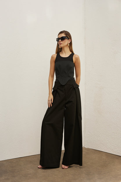 Wide pants w/ lapel