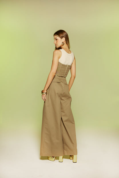 Wide pants w/ lapel