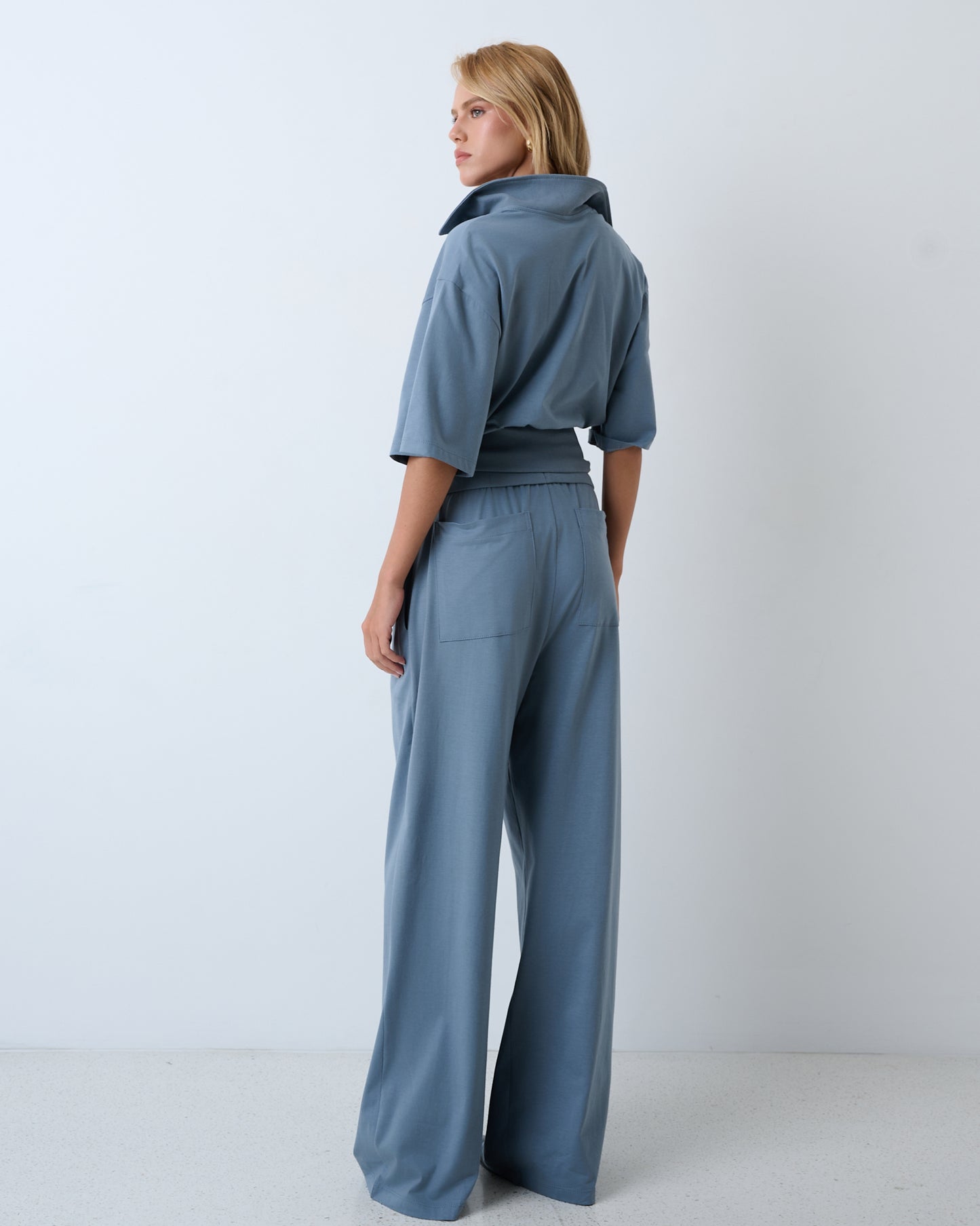 CONJUNTO BLUSA GOLA POLO E CALÇA KRONNE