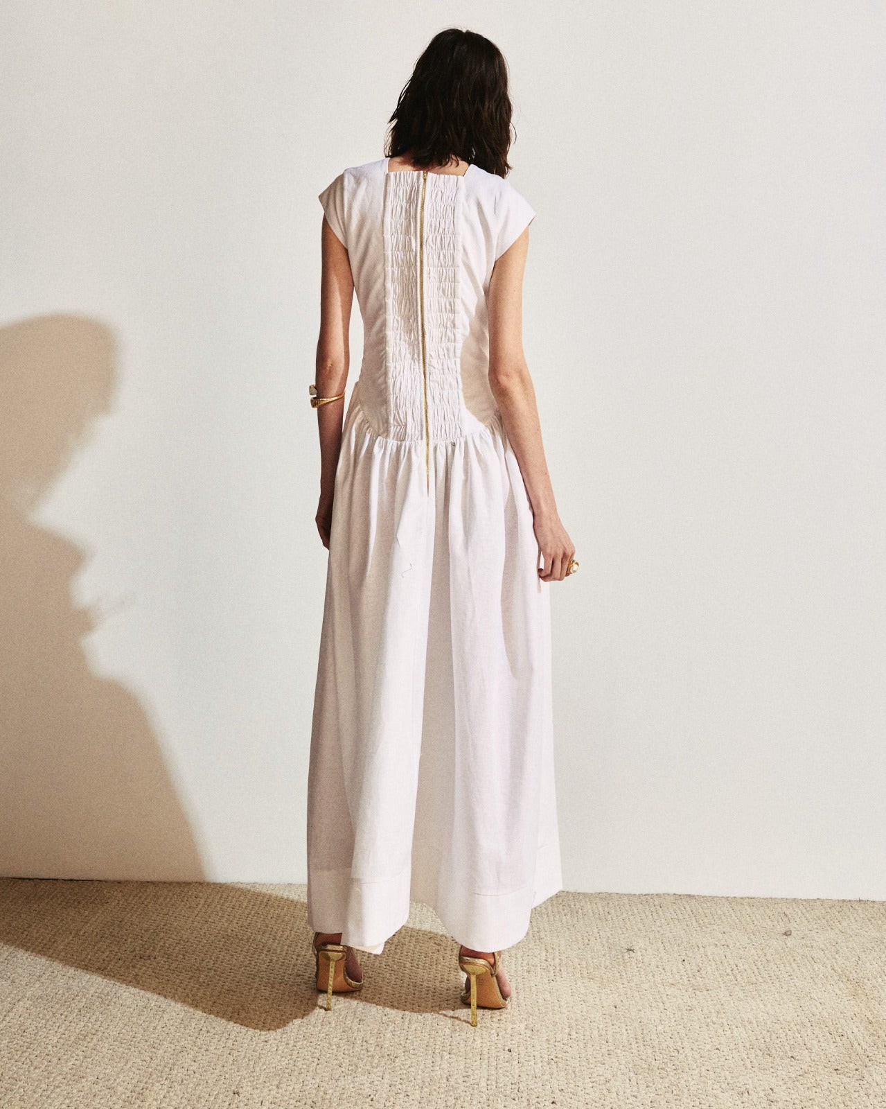 VESTIDO LONGO COM CINTO KRONNE