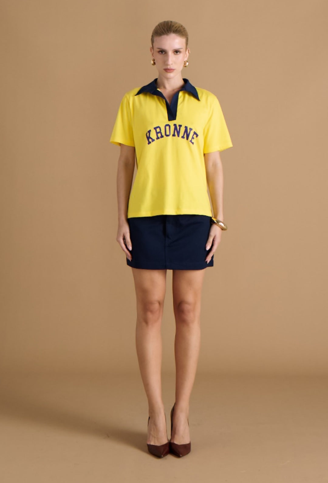 Polo Collar Blouse w/ Rug