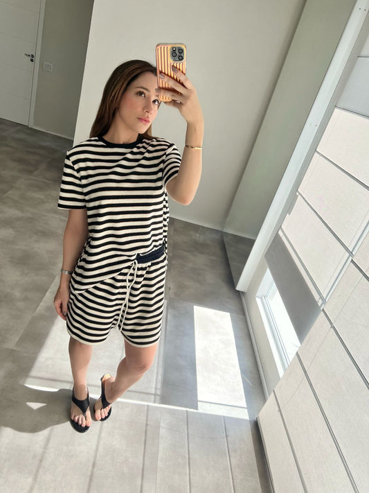 CONJUNTO BLUSA E BERMUDA LISTRAS KRONNE