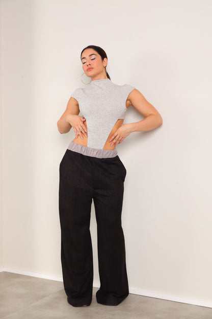 Iara pants w/ Elastic waistband and Inside pocket