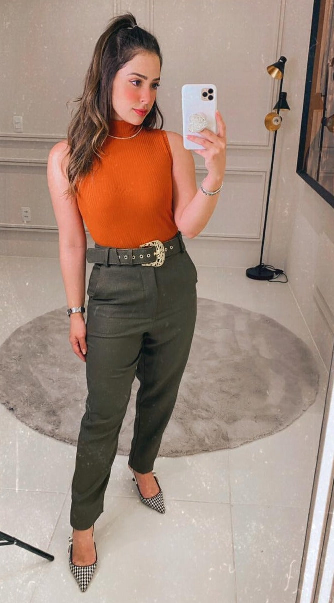 Crepe Pants with Gold Buckle Belt